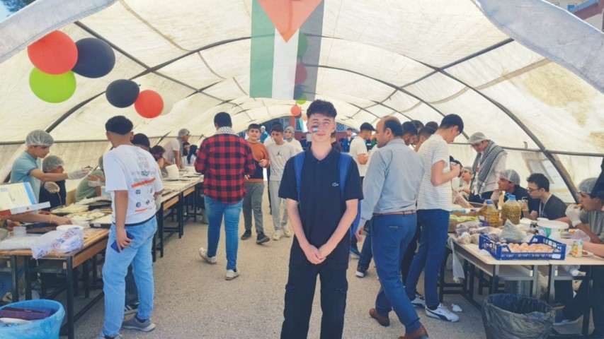 Lise öğrencileri Gazze Yararına Kermes