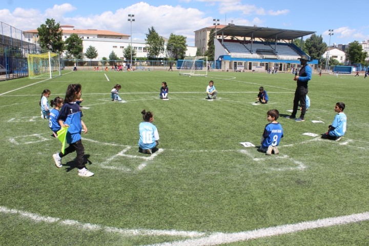 Kahta’da Geleneksel Çocuk Oyunları Şenliği 