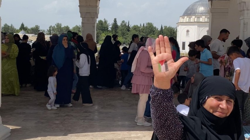 Filistin İçin Düzenlenen Kermese Yoğun İlgi