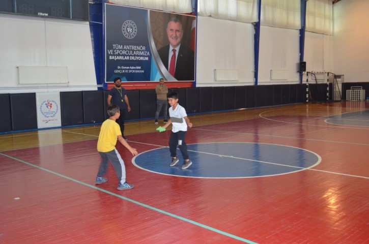 Kahta'da Geleneksel Çocuk Oyunları Şenliği