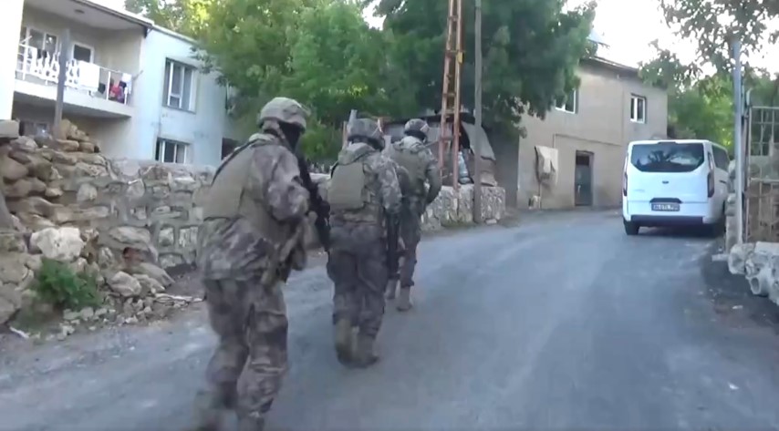 Siber Suçlar Operasyonu: 181 Gözaltı