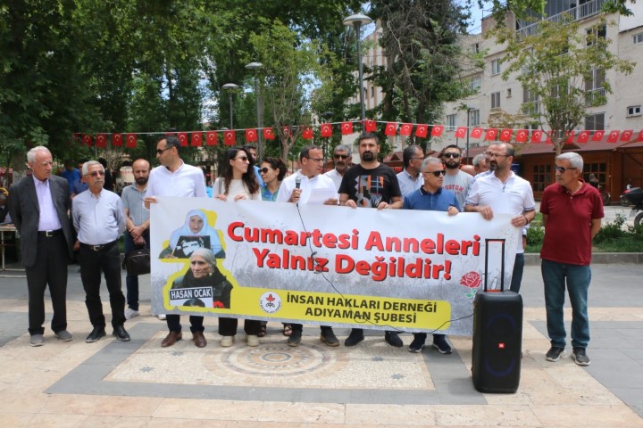 Cumartesi Anneleri Basın Açıklaması