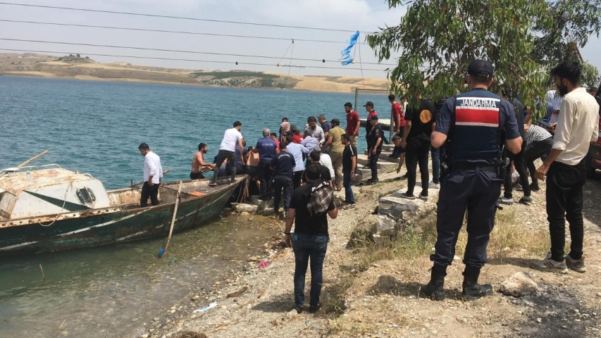 Suya Giren Genç Boğularak Hayatını Kaybetti