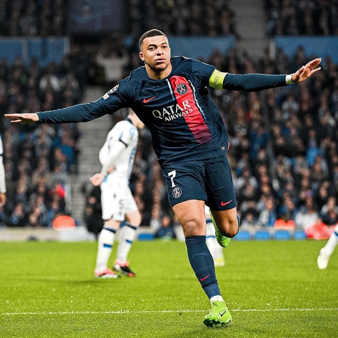 Real Madrid Mbappe’yi Transfer Etti