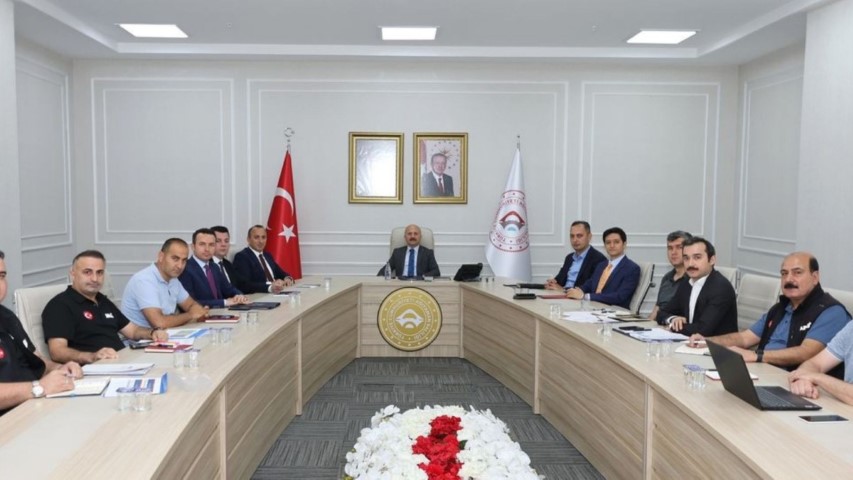 Vali Yardımcılarından Haftalık Toplantı