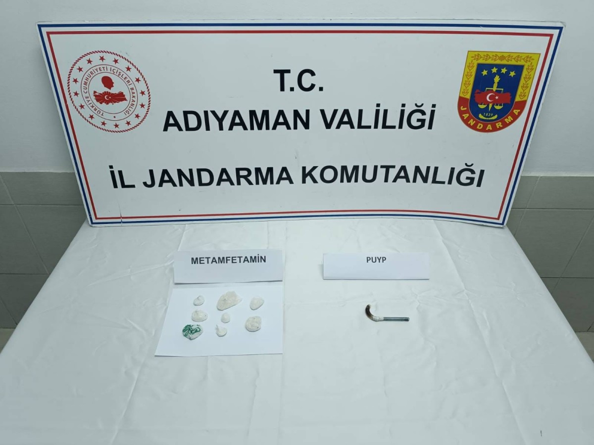 Jandarmadan Uyuşturucu Tacirlerine Operasyon