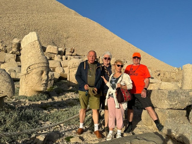 Fransızlar Nemrut Dağı’na İlgi Gösterdi