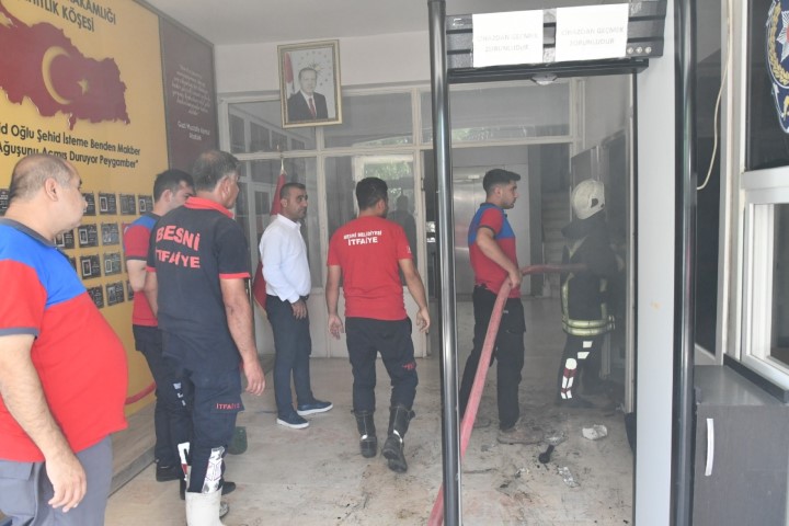 Kaymakamlık Binasında Korkutan Yangın