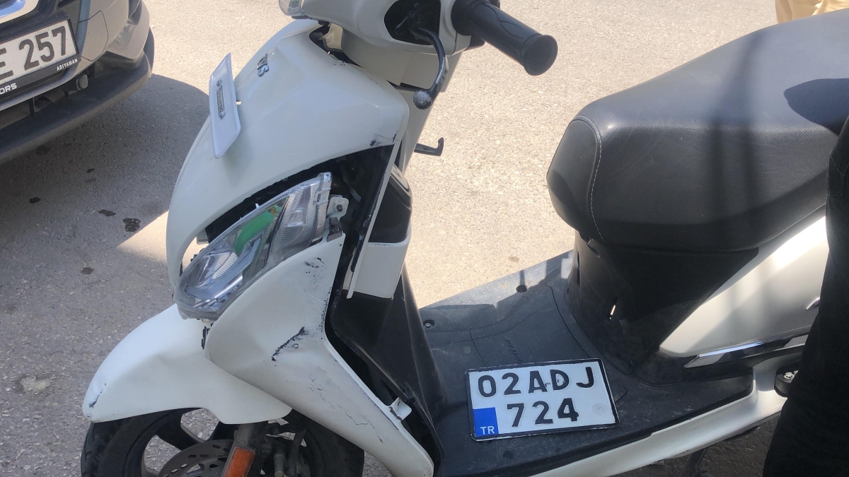 Devrilen Motosiklet Sürücüsü Yaralandı