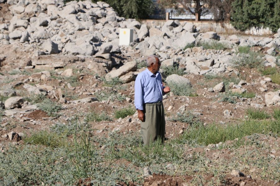 Depremde Kaybolan Torunundan Hala Bir İz Yok