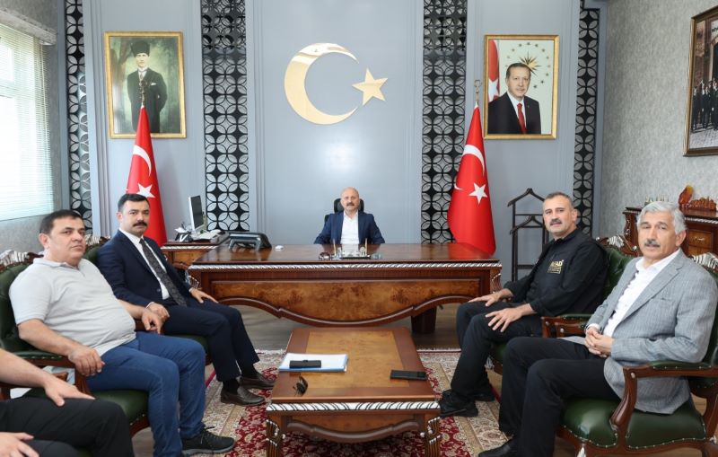 Vali Varol'dan Kaymakam Soysal'a Ziyaret