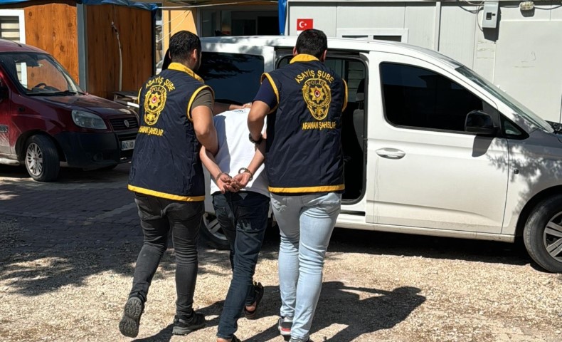 Adıyaman'da Uyuşturucuya 10 Gözaltı