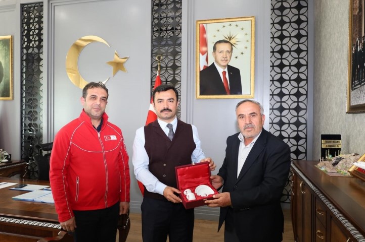 Kahta Kızılay'dan Kaymakam Soysal’a Ziyaret