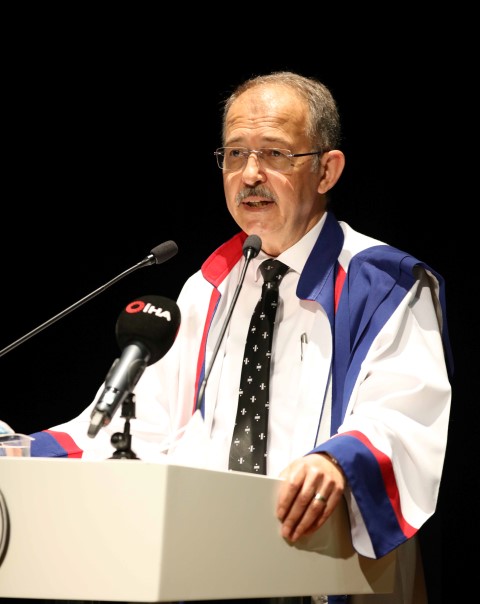 “Öğretmen, Eğitimin En Temel Bileşenidir”