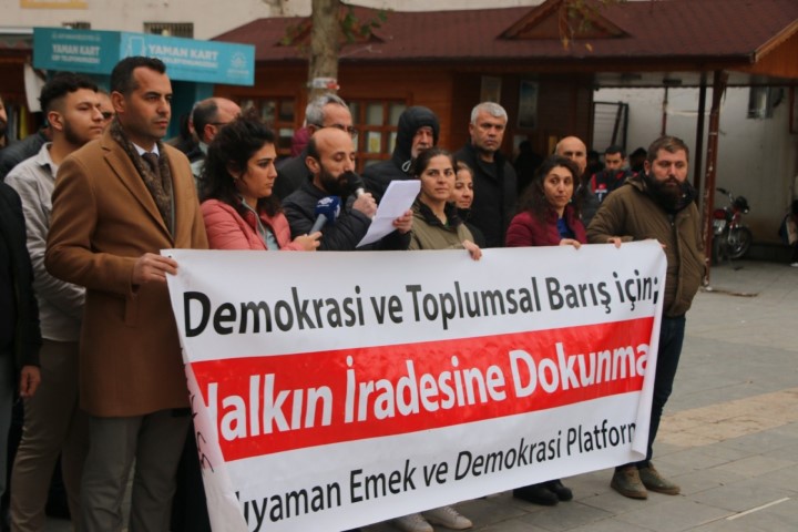 Kayyum Atamalarına Tepki Gösterisi
