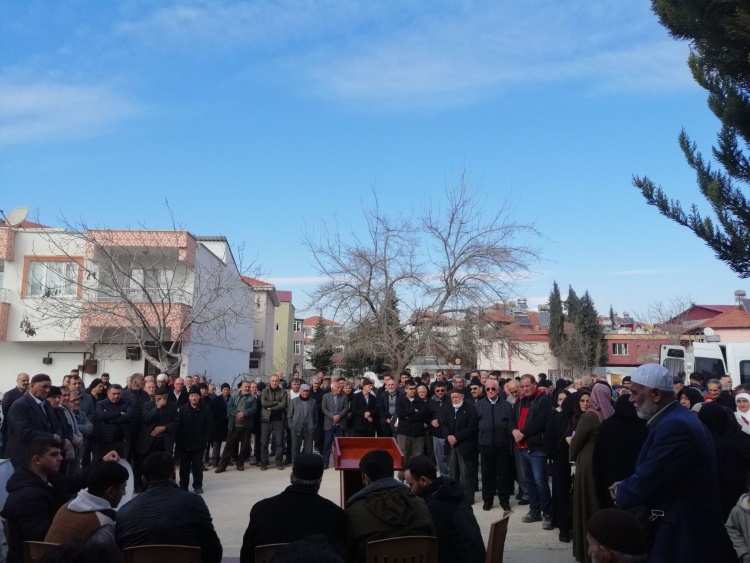 Gölbaşı'nda Umreciler Dualarla Uğurlandı