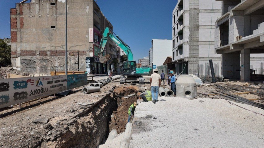 Gölbaşı Caddesi’nde Altyapı Çalışmaları