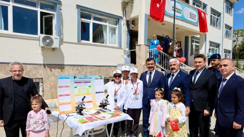 Kahta’da Bilimle Büyüyen Nesiller Sahneye Çıktı