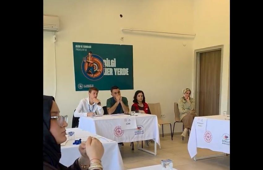 Münazara İl Finalleri Nefes Kesti