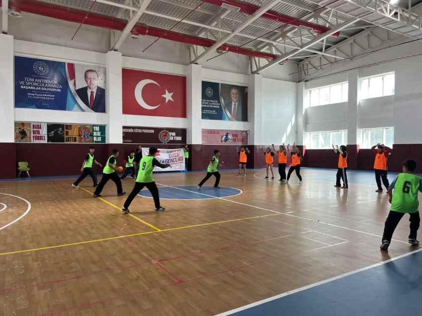 Adıyaman'da 19 Mayıs Ruhuyla Sahaya Çıktılar