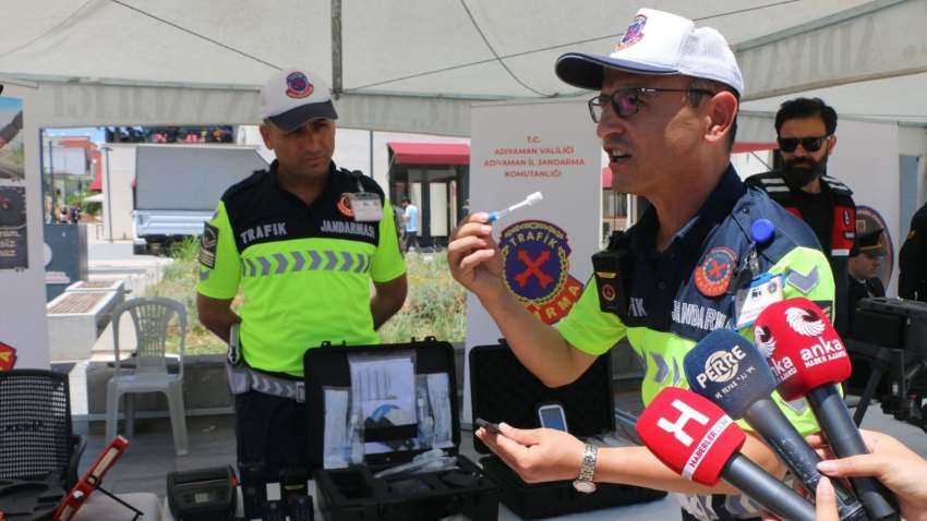 Jandarma Trafikteki Teknolojik Gücünü Adıyaman'da Sergiledi