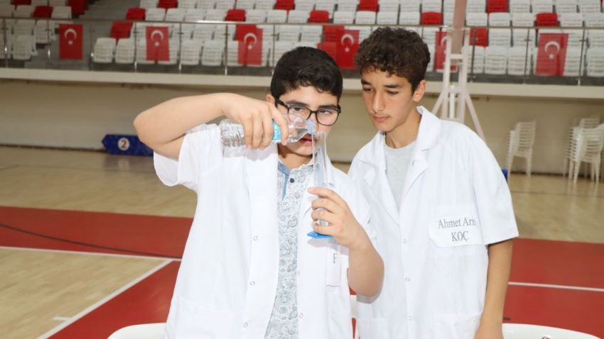 Kahta’da Geleceğin Aziz Sancarları Yarıştı