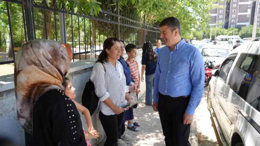 YKS Heyecanına Başkan Dokunuşu: Tutdere Velileri Yalnız Bırakmadı