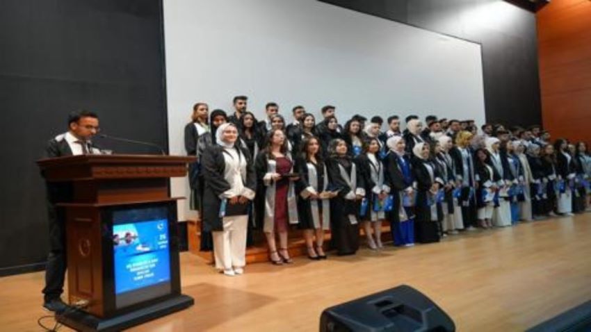 ADYÜ Diş Hekimliği Fakültesi'nde Mezuniyet Coşkusu