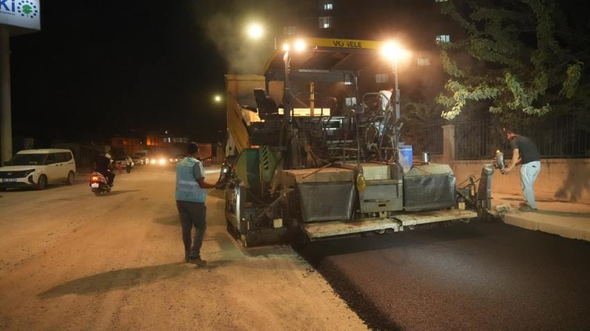 Mara ve Musalla’da asfalt mesaisi sürüyor