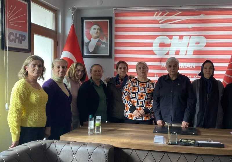 CHP Adıyaman Kadın Kolları topluca istifa etti