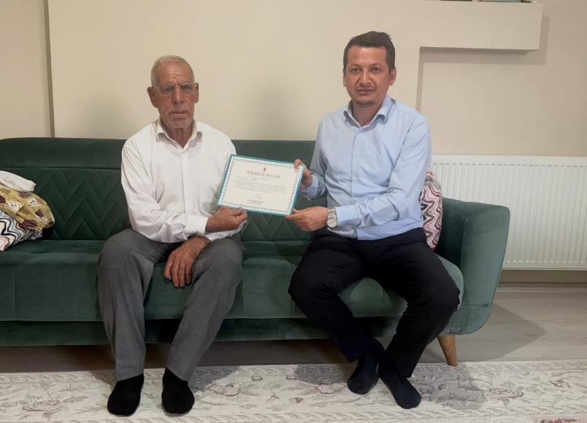 AK Parti’den vefa ziyareti