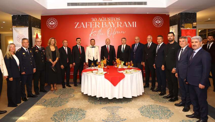 Adıyaman’da 30 Ağustos Zafer Bayramı resepsiyonu