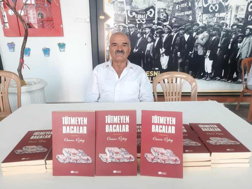 Besnili Emekli Öğretmen Yıllardır Roman Yazıyor