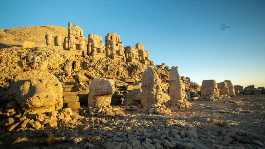 Nemrut’ta tarih ve doğa buluşuyor