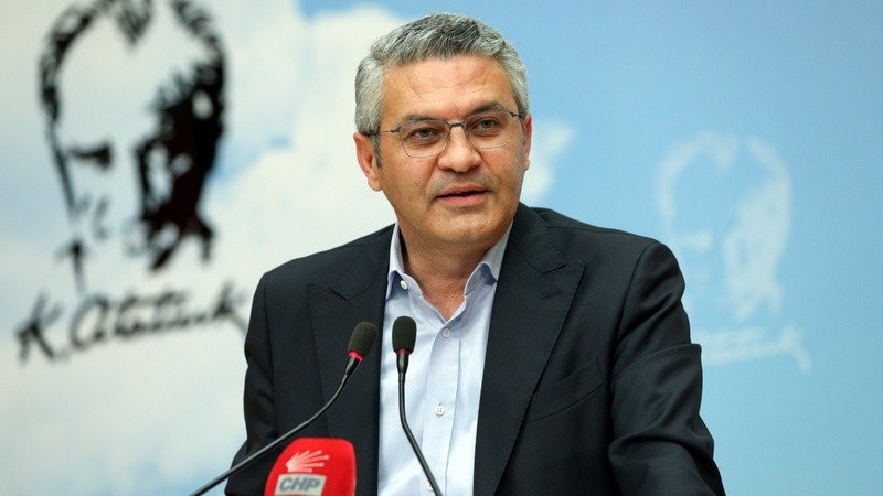 Salıcı’dan Azerbaycan’da başörtüsü özgürlüğü vurgusu