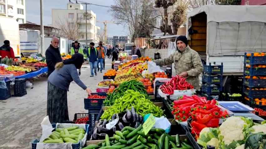 Adıyaman’da iki semt pazarının yeri değişti