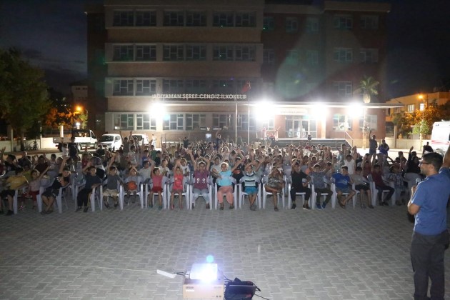 Sinema Etkinliği Mahalle Mahalle Yayılıyor