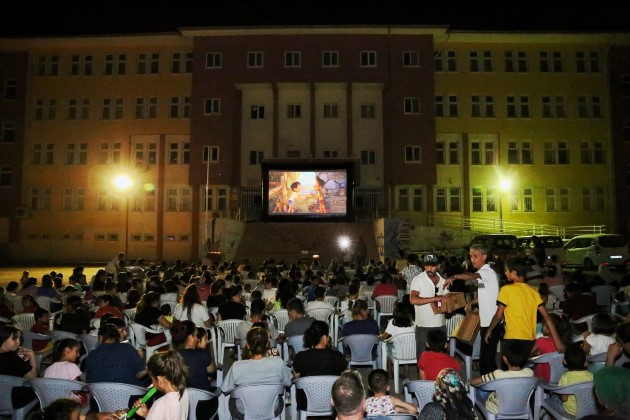 Yeni Mahallede Sinema Etkinliği