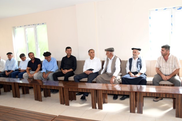 Vali Çuhadar Köy Ziyaretlerine Devam Ediyor