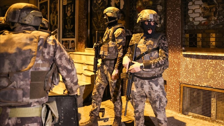 'DEAŞ Operasyonu'nda 10 Kişi Yakalandı