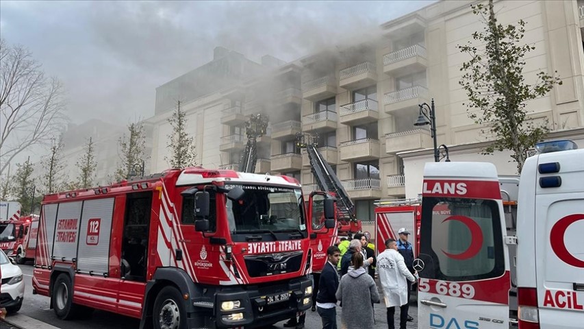 SON DAKİKA: Otelde Yangın Çıktı 