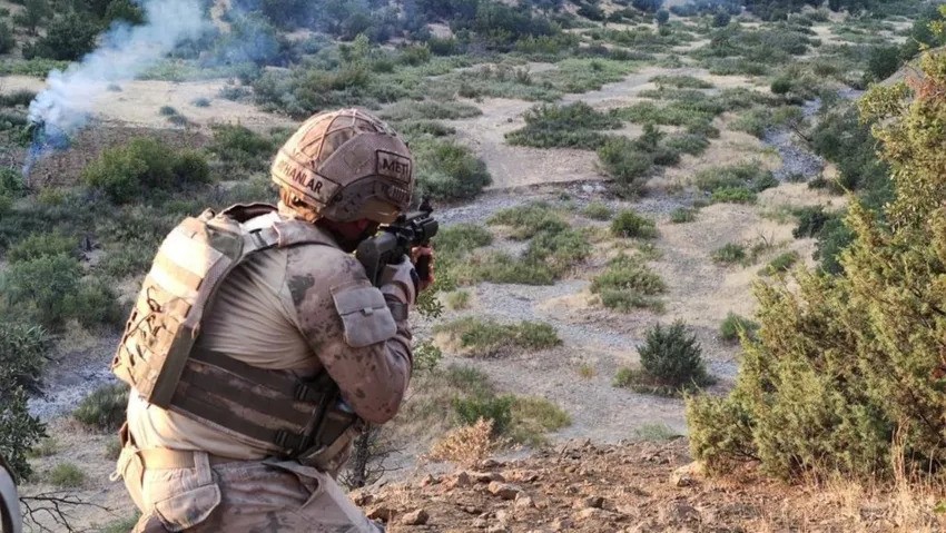 8 PKK'lı Terörist Etkisiz Hale Getirildi 