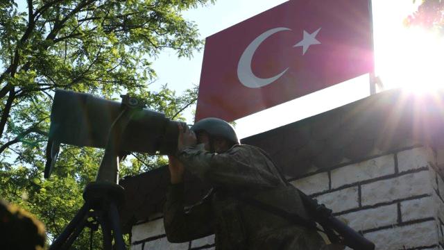 Yunanistan Sınırında 16 Kaçak Yakalandı