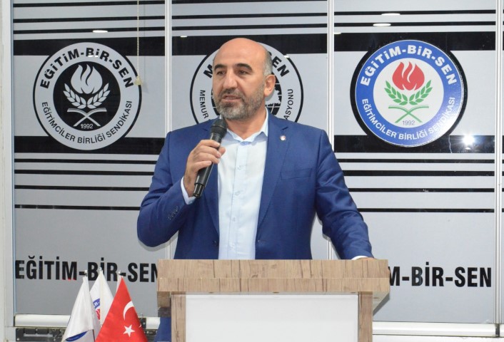“Eğitim Çalışanlarının Sorunları Çözülmeli”