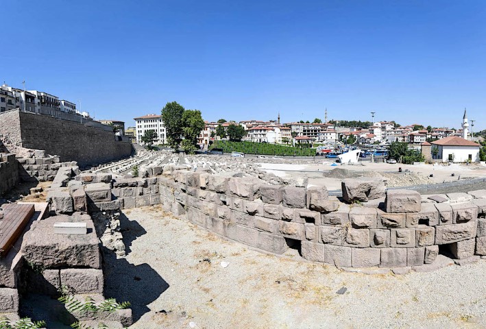 Roma Tiyatrosu Başkent'e Kazandırılıyor 