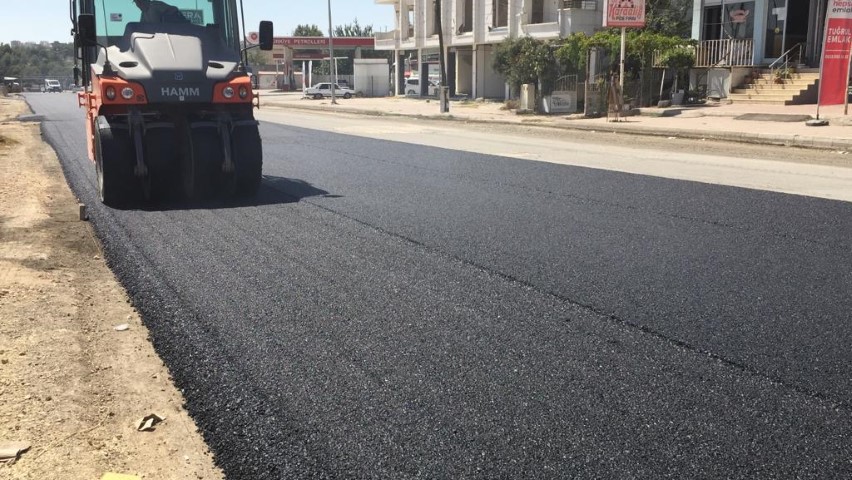 Asfaltlama Çalışmaları Hızla Devam Ediyor