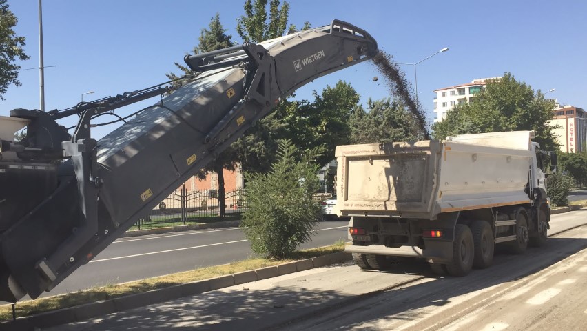 Belediyeden Asfaltlama Öncesi Hazırlık