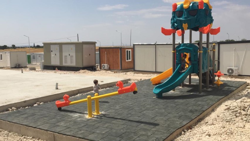 Toplu Yaşam Alanlarına Çocuk Oyun Parkı