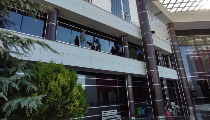 EAH’de Hijyen Temizliği Devam Ediyor