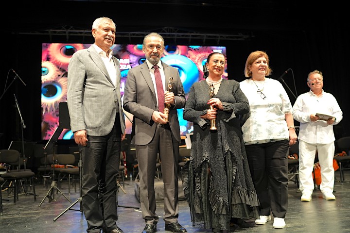Altın Koza'da 'Onur Ödülleri' Verildi 